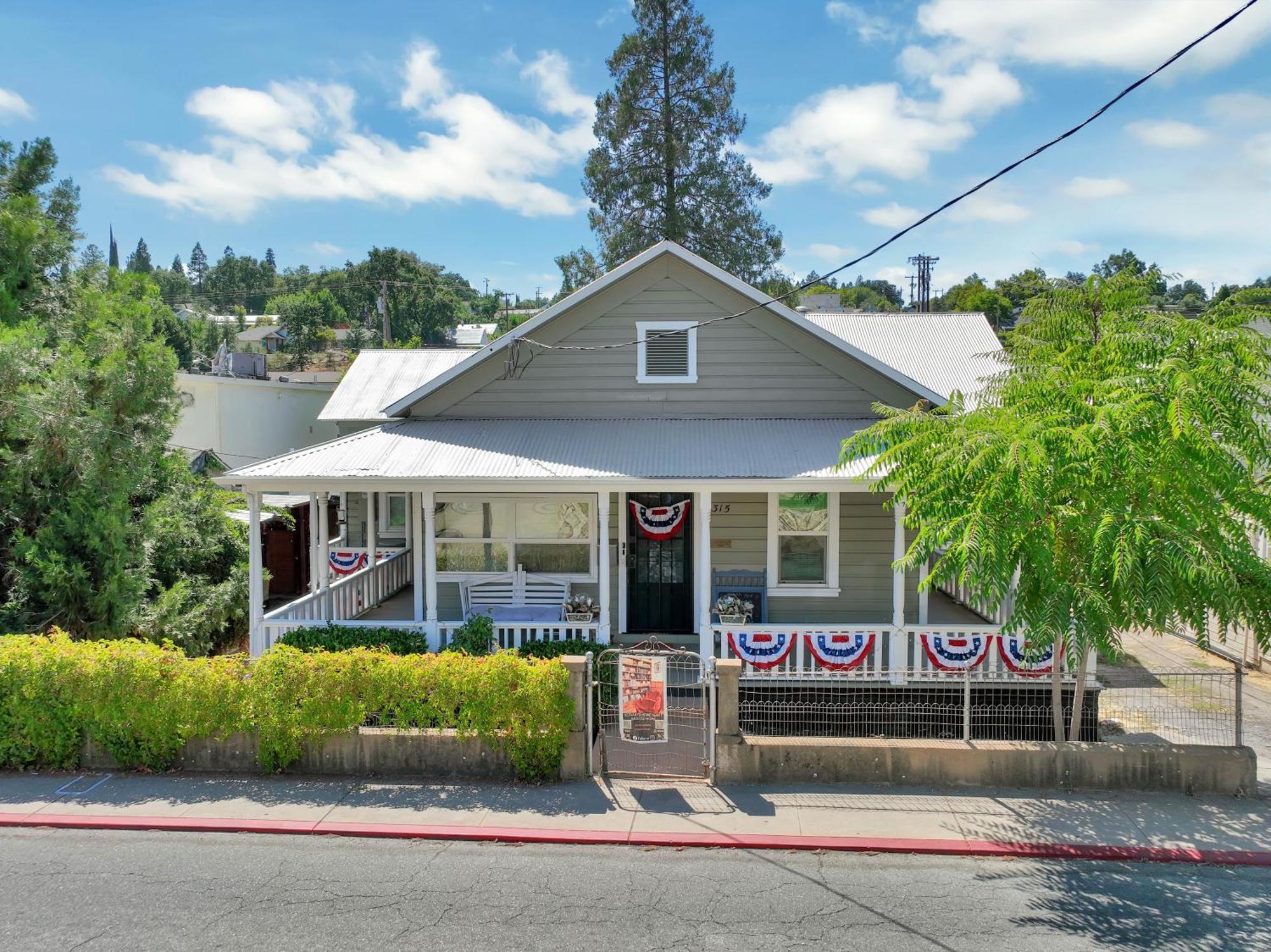 Spacious Downtown Jackson Retreat- Historic Hangout Esterno foto